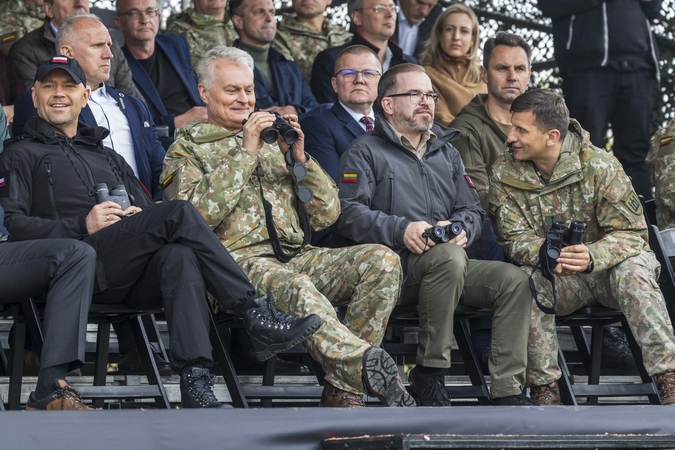 Lietuvos ir Lenkijos prezidentai stebėjo Suvalkų koridoriaus gynybos pratybas