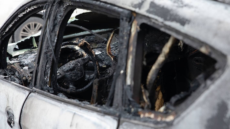 Kaune pleškėjo automobilis: įtariamas padegimas