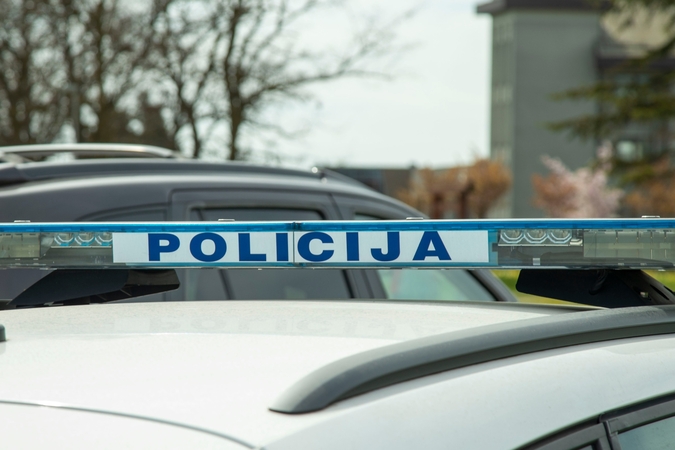 Tarnyba: pareigūnams teks išsiaiškinti, kodėl buvo užpultas parduotuvės apsaugininkas.