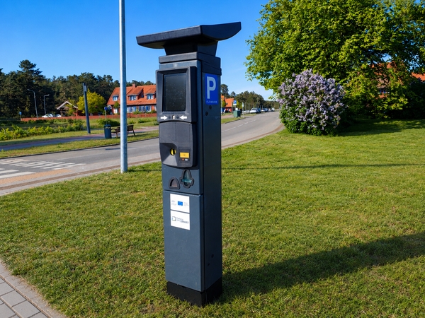 Jau netrukus Nidoje įsigalios rinkliava už automobilių statymą
