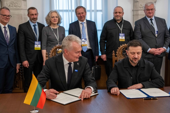 Lietuvos ir Ukrainos vadovai pasirašė susitarimą dėl šalių bendradarbiavimo gynybos pramonėje