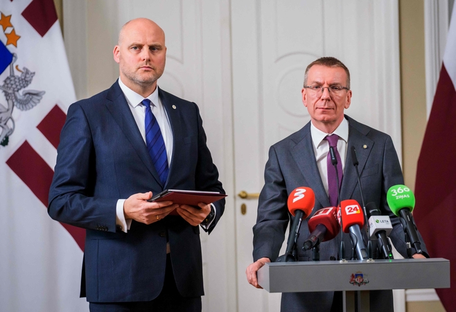 Latvijos prezidentas nusprendė naujos vyriausybės formavimo užduotį patikėti Andriui Kulbergui