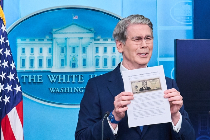 Trumpo atvaizdas gali atsirasti ant naujo 250 JAV dolerių banknoto