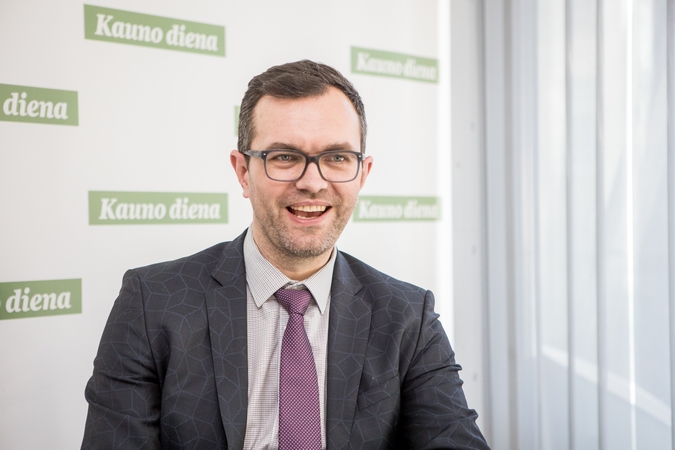 Pradžia: teisėjo karjerą M. Bartninkas pradėjo 2013 m. Kauno apylinkės teisme.