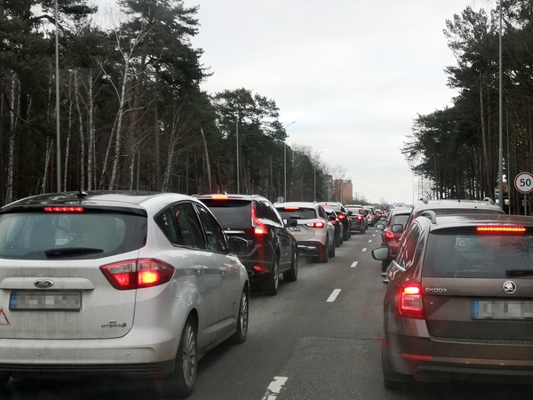 Viltis: tikimasi, kad, įrengus papildomą eismo juostą sukantiems iš P. Lideikio gatvės į dešinę, vasarą spūsčių neliks.