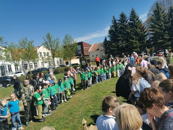 Prasmė: Šv. Jono bažnyčios vietoje klaipėdiečiai sukūrė gyvą vienybės simbolį.