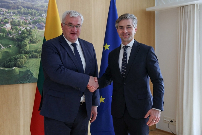 Įsipareigojo skirti 10 mln. eurų su pagrobtų Ukrainos vaikų grąžinimu susijusioms iniciatyvoms