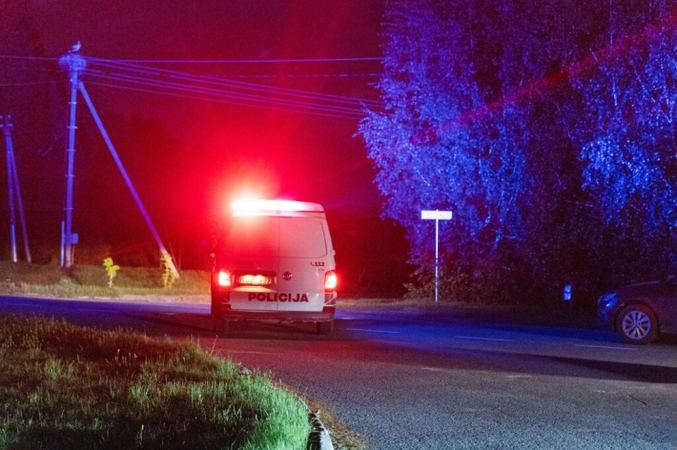 Policija: Utenos rajone nukritusio drono sprogmenys išvežti, gyventojai gali grįžti namo
