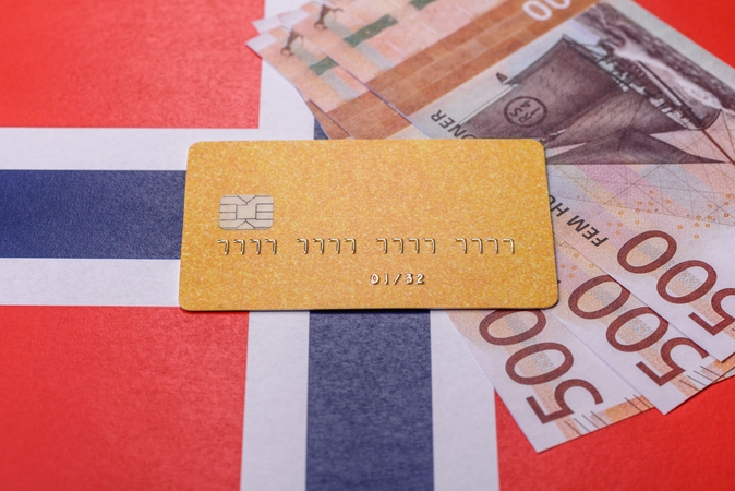 Norvegijos bankas padidino bazines palūkanas – pirmasis Europoje nuo Artimųjų Rytų karo pradžios