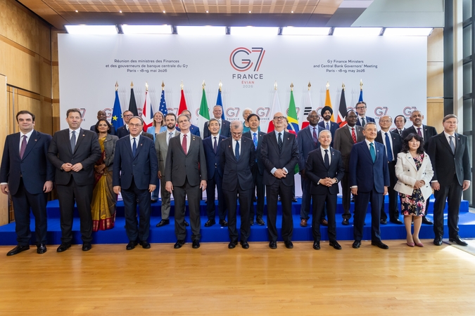 G7 finansų ministrai žada bendradarbiauti kovojant su padidėjusia rizika