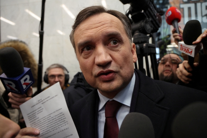 JAV atsisako pateikti informaciją apie Lenkijos ieškomo buvusio teisingumo ministro atvykimą