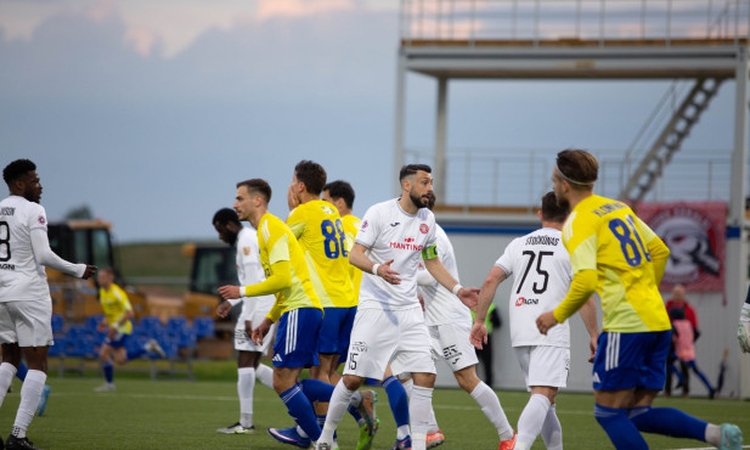 „TransINVEST“ ir „Sūduvos“ futbolininkai įmušė po įvartį