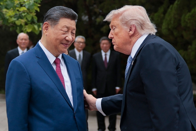 Trumpas tikina sudaręs „fantastiškus prekybos susitarimus“ su Xi