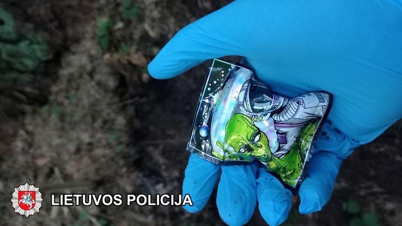 Klaipėdoje veikę jauni vyrai įtariami narkotikų platinimu į įvairius Lietuvos miestus