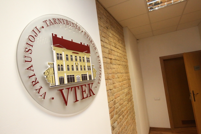 Seime prisiekė nauja VTEK narė Jolanta Bernotaitė