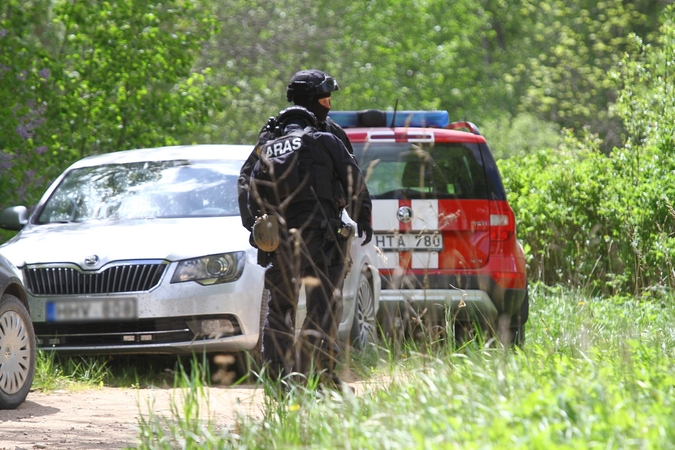 Dramos Anykščių rajone užkulisiai: agresyvus senolis šaudė dar iki „Aro“ atvykimo