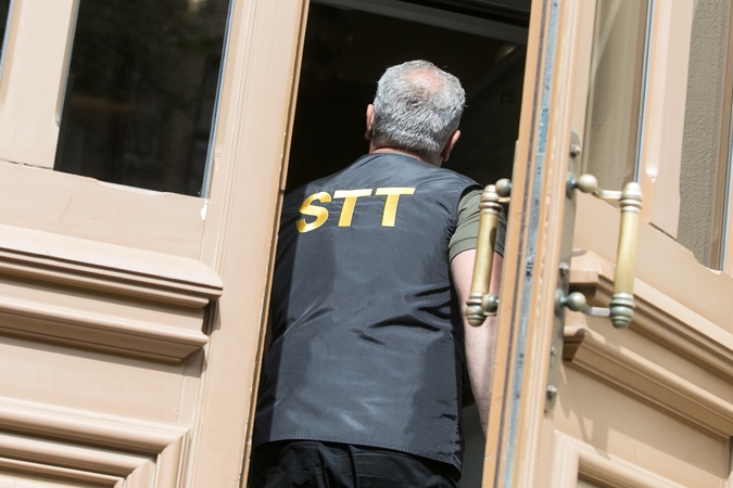 STT susidomėjo įdarbinimu į parlamento kanceliariją