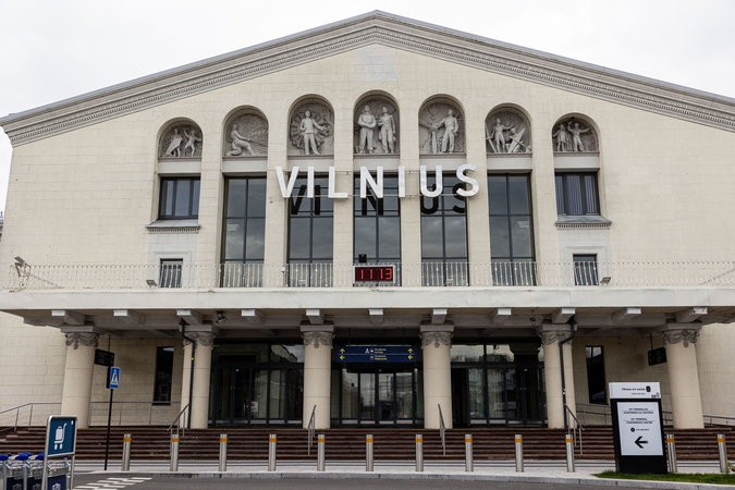 Vilniaus oro uoste sulaikytas beveik šešerius metus ieškotas vyras