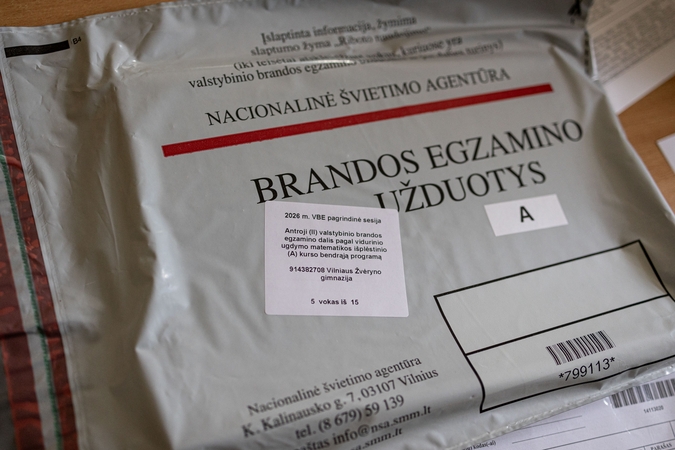 Prezidentūra – prieš trijų brandos egzaminų reikalavimo atestatui gauti atšaukimą