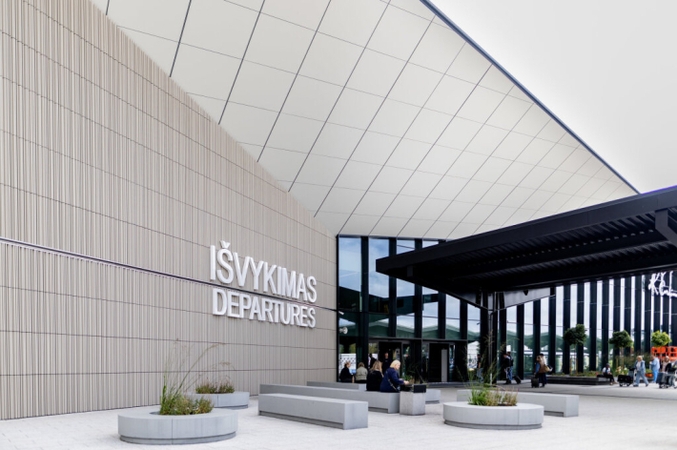 Atnaujintame Vilniaus oro uosto senajame išvykimo terminale pristatoma nauja erdvė