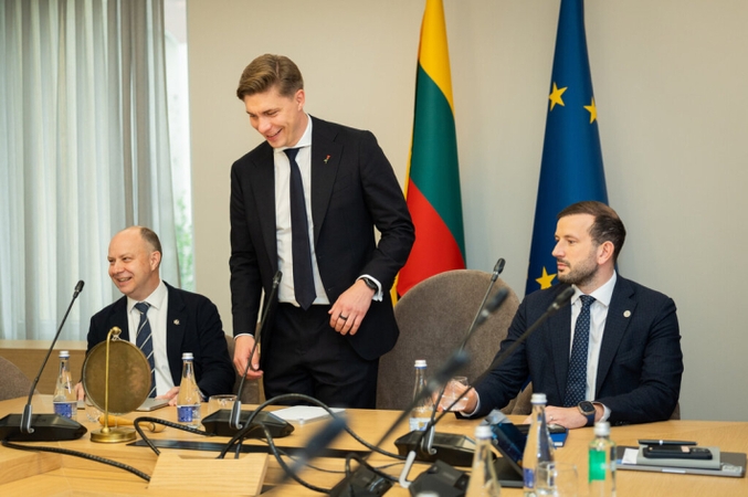Socialdemokratų ir „valstiečių“ tarybos spręs dėl koalicijos su demokratais