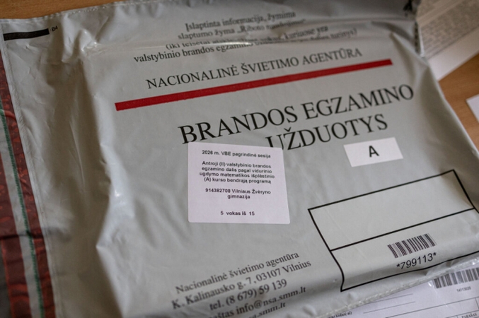 Pagrindinę sesiją dvyliktokai baigs chemijos egzaminu, vienuoliktokai – geografijos