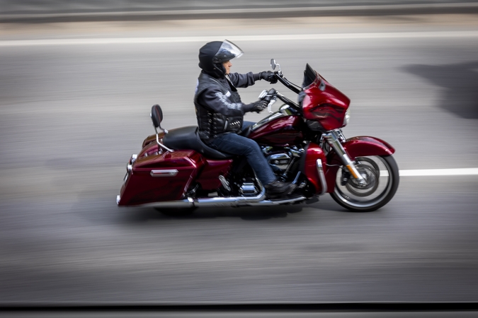 Baisus susidūrimas netoli Palangos: avarijos metu sunkiai sužalotas motociklininkas