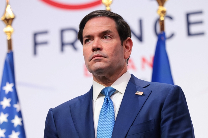 Vykstant deryboms su Iranu, Marco Rubio vyksta į Persijos įlankos šalis