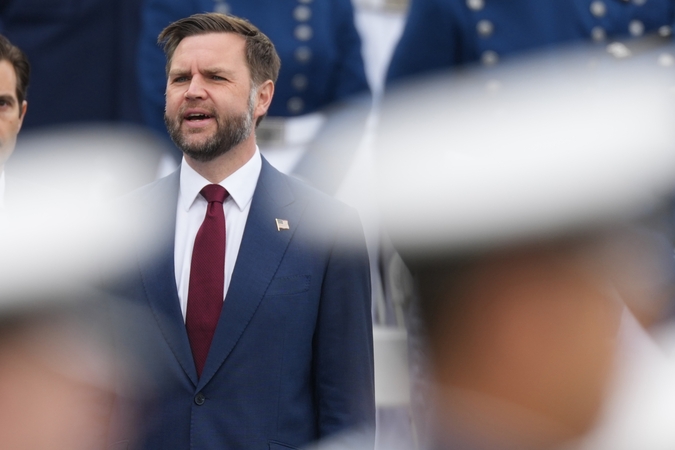 Dėl studento nužudymo JK – JAV viceprezidento Vance'o pasipiktinimas