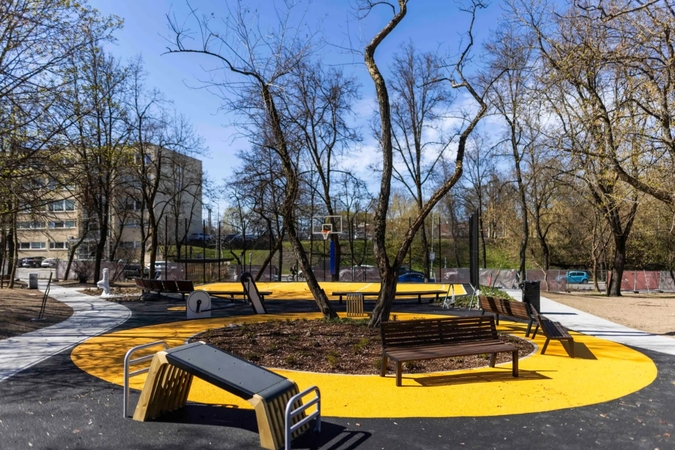 Sostinėje atidaromas Pelesos skveras