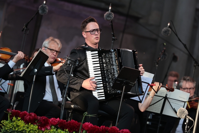 Pažaislio muzikos festivalio atidaryme – šveicarų orkestro ir Martyno Levickio pasirodymas