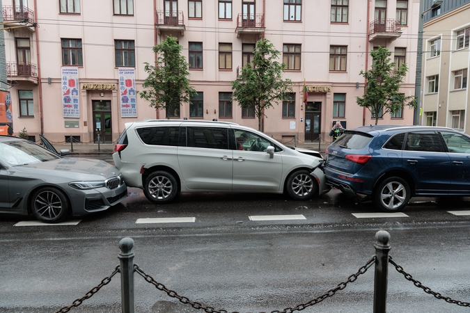 Kauno centre – trijų automobilių avarija