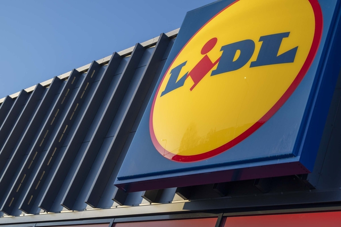 Joninių stalui – populiariausi grilio gaminiai pigiau: „Lidl“ ir toliau mažina kasdienes kainas