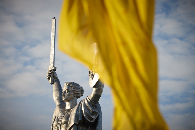 Ukraina prašys milijardų dolerių, „kad Rusija degtų“
