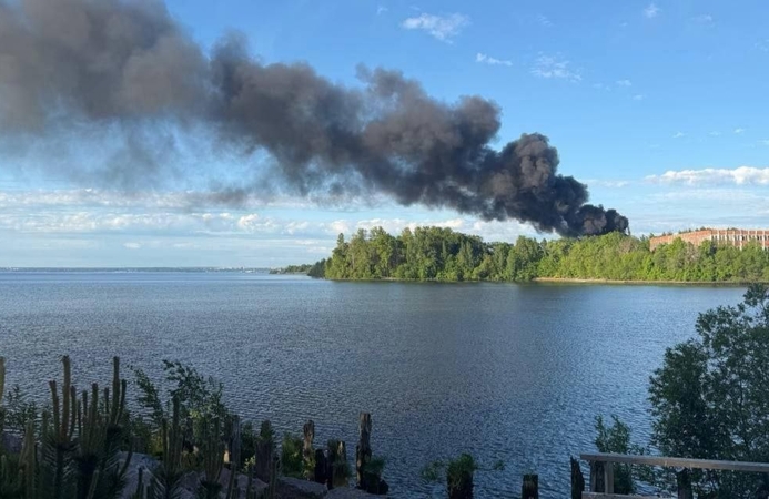 Prasidedant „rusiškajam Davosui“, Ukrainos dronai smogė Sankt Peterburgui