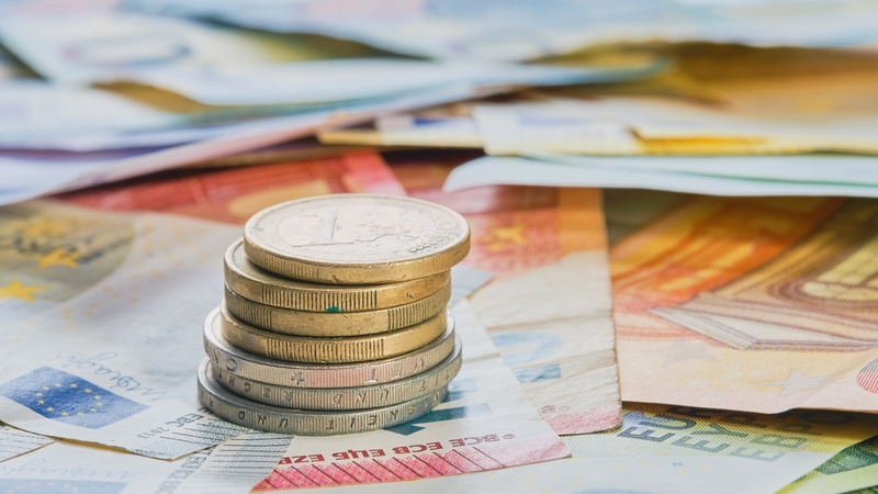 Valdantieji kol kas neturi atsakymų nei dėl mokesčių, nei dėl NPD didinimo
