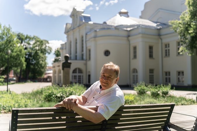 Pilnatvė: 70-metį pasitinkantis vienas ryškiausių Lietuvos baritonų G. Maciulevičius scenoje praleido beveik pusę amžiaus, tačiau sustoti neketina.