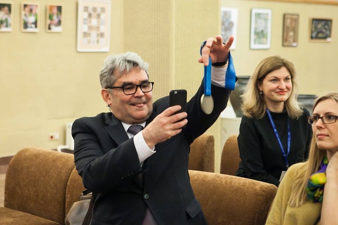 Akibrokštas: „Seimo valgyklos kronikų“ autoriui G. Vaičekauskui žinia apie jo mirtį buvo naujiena.