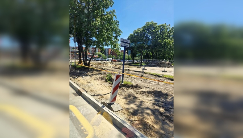 Startas: pradėtas nuovažos įrengimas Herkaus Manto ir P. Lideikio gatvių sankryžoje.