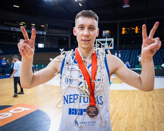 Arnas Beručka lieka „Neptūne“