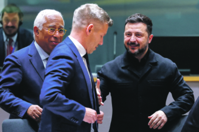Perspektyva: naujajam Vengrijos premjerui (nuotr. kairėje, greta – Volodymyras Zelenskis) sutikus, ES pradėjo Moldovos ir Ukrainos derybas dėl narystės ES, tačiau jo retorika rodo – procesas nebus labai spartus.