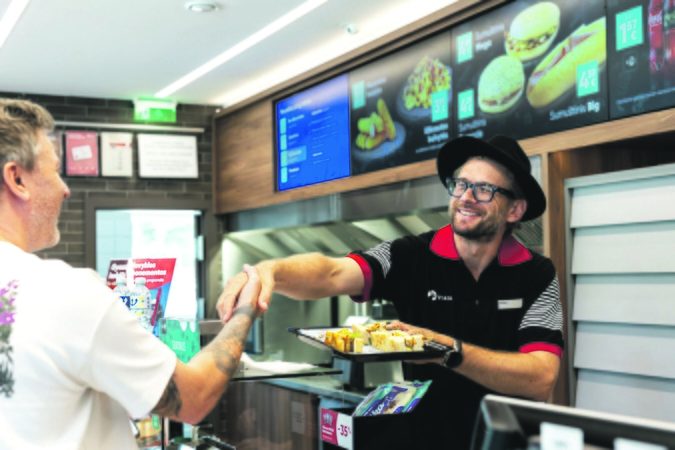 Pokyčiai: A. Ivanauskas pabrėžia, kad šiandien vartotojai, rinkdamiesi  greitą užkandį, tikisi daugiau nei vien numalšinti alkį, vis svarbesnė tampa ingredientų kokybė.