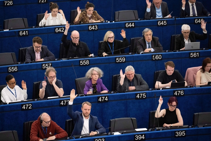 Europos Parlamentas patvirtino muitų susitarimą su Jungtinėmis Valstijomis