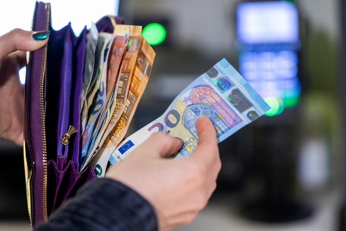 Naujos valdžios pažadai kelia klausimų: akys krypsta į milijardinį „Sodros“ rezervą