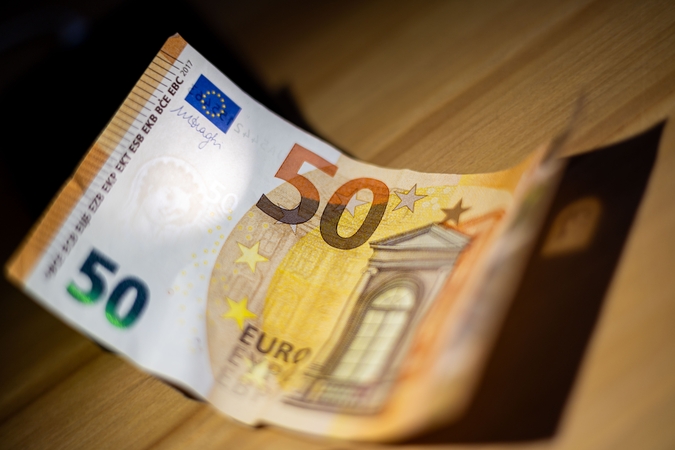 Gynybos obligacijų išplatinta dar už 58,8 mln. eurų
