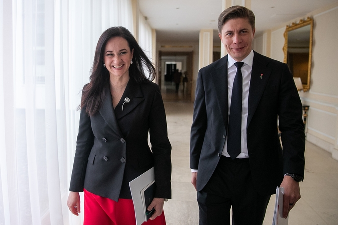 Permainos Vyriausybėje: gyventojai negaili kandžių žodžių