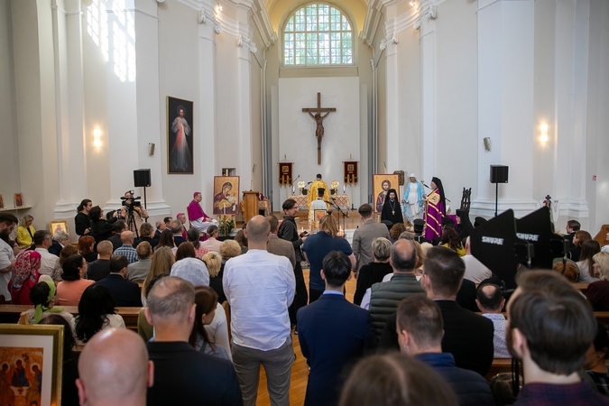 Lietuvos Stačiatikių Bažnyčia sureagavo į Kyjivo Pečorų lauros gaisrą: rengs ypatingąsias pamaldas