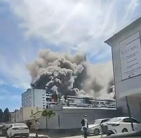 Kyjivui skelbiant apie smūgį svarbiai gamyklai, Rusija praneša apie 5 žuvusiuosius