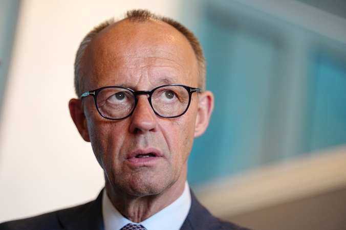 Vokietijos kancleris ragina Serbiją apsispręsti dėl savo ateities