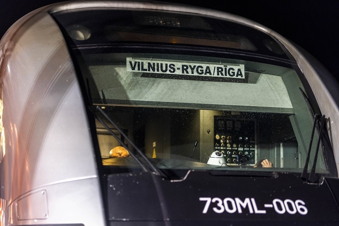 Vertins, kaip nauja tarptautinio keleivių vežimo geležinkeliu tvarka paveiks viešas paslaugas
